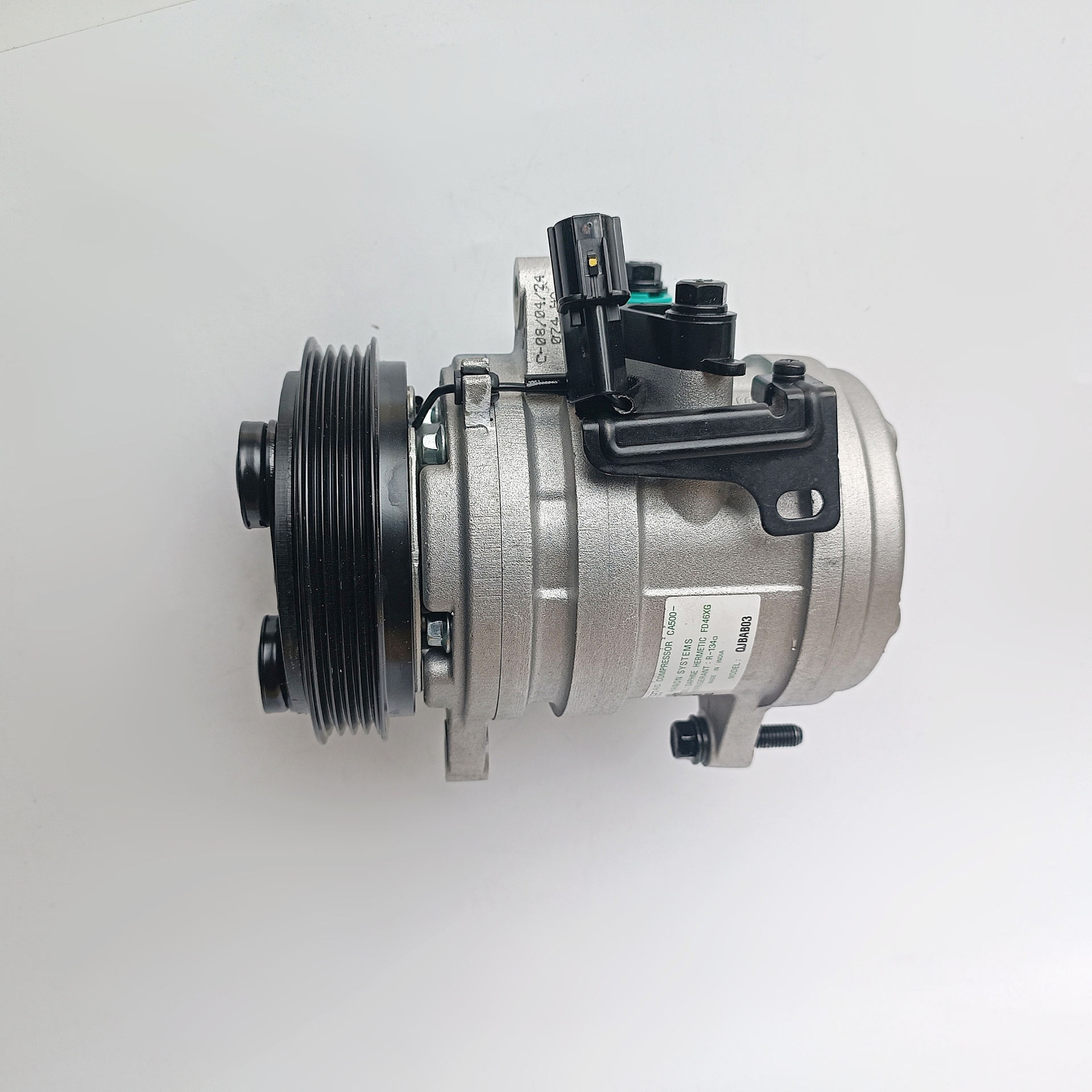 Lốc điều hòa Hyundai Eon Lốc lạnh Eon 2013 xịn Hanon